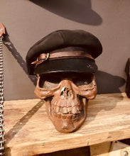 Laden Sie das Bild in den Galerie-Viewer, Burschenkappe / Kappe / Lederkappe