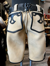 Laden Sie das Bild in den Galerie-Viewer, Die Weiße