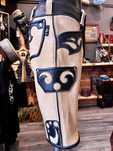 Laden Sie das Bild in den Galerie-Viewer, Die Weiße