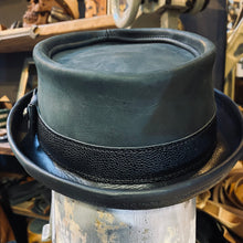 Laden Sie das Bild in den Galerie-Viewer, Porkpie Hut