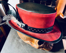 Laden Sie das Bild in den Galerie-Viewer, Zylinder Hut !EINZELSTÜCK! &quot;RED STYLE&quot;