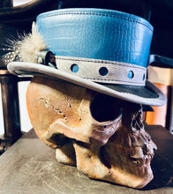 Laden Sie das Bild in den Galerie-Viewer, Zylinder Hut !EINZELSTÜCK!  &quot;BLUE STYLE&quot;