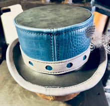 Laden Sie das Bild in den Galerie-Viewer, Zylinder Hut !EINZELSTÜCK!  &quot;BLUE STYLE&quot;