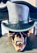 Laden Sie das Bild in den Galerie-Viewer, Zylinder Hut !EINZELSTÜCK! &quot;der Schräge