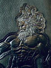 Laden Sie das Bild in den Galerie-Viewer, Lederweste !Einzelstück! &quot;Poseidon Tribal&quot; Wasserbüffel