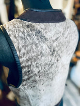 Laden Sie das Bild in den Galerie-Viewer, Lederweste !Einzelstück! &quot;Hirschleder&quot;