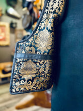 Laden Sie das Bild in den Galerie-Viewer, Lederweste !Einzelstück! &quot;Hirschleder&quot;