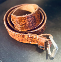 Laden Sie das Bild in den Galerie-Viewer, Gürtel exklusiv -  5,65mm starker Gürtelriemen