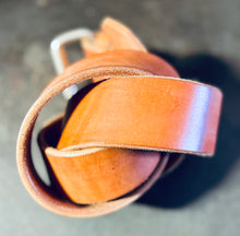 Laden Sie das Bild in den Galerie-Viewer, Gürtel exklusiv -  5,72mm starker Gürtelriemen